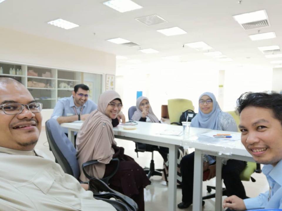 37414732_1056987557798279_7308210059022958592_n